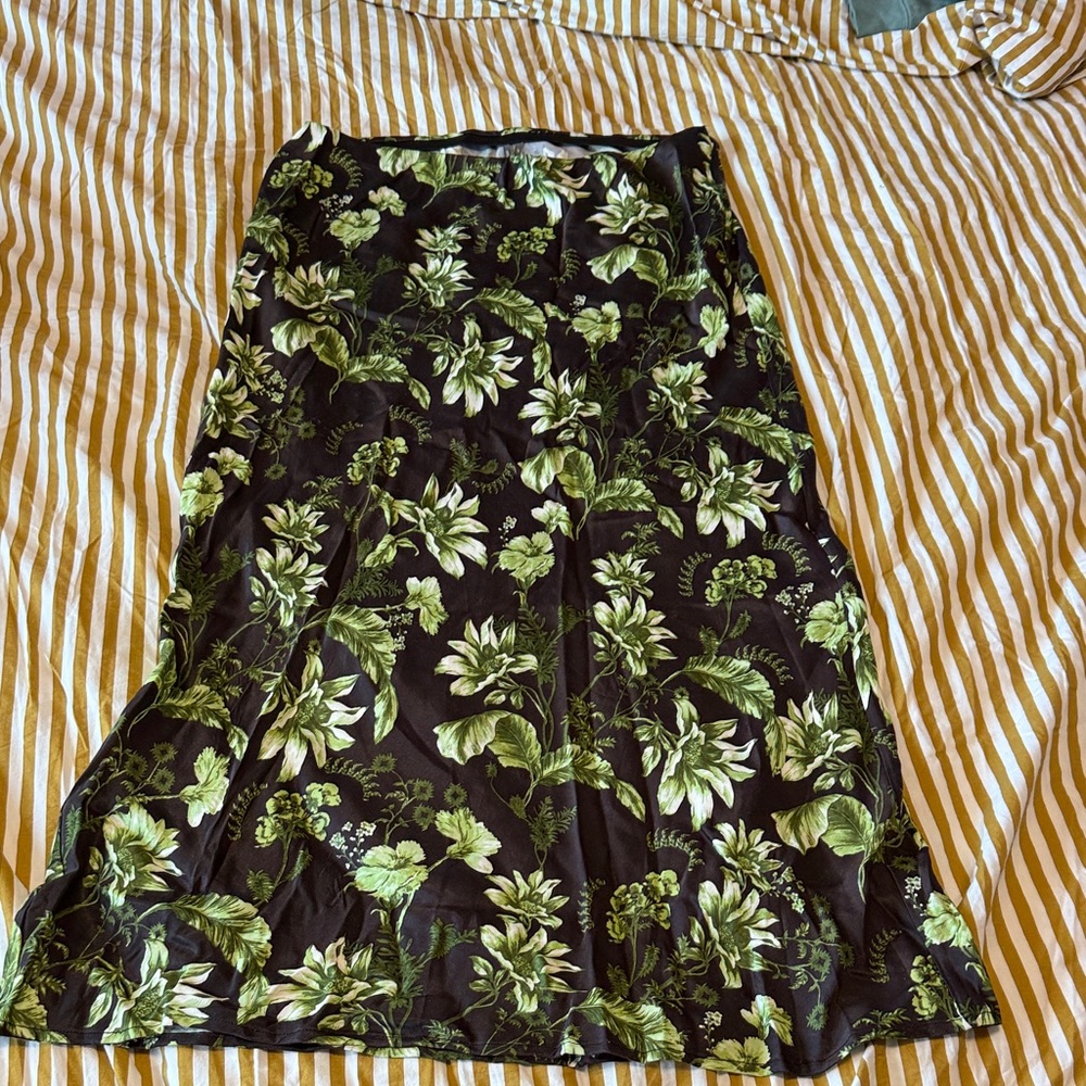 Black Floral Long Women's Skirt - Green Botanical Print